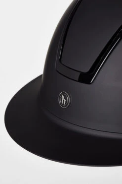 Horze Noir Reithelm Mit Glänzendem Rahmen 26 Horze Noir Reithelm Mit Glänzendem Rahmen -MOUNTAIN HORSE || Ariat || Pikeur Verkäufe 30084 BL 5