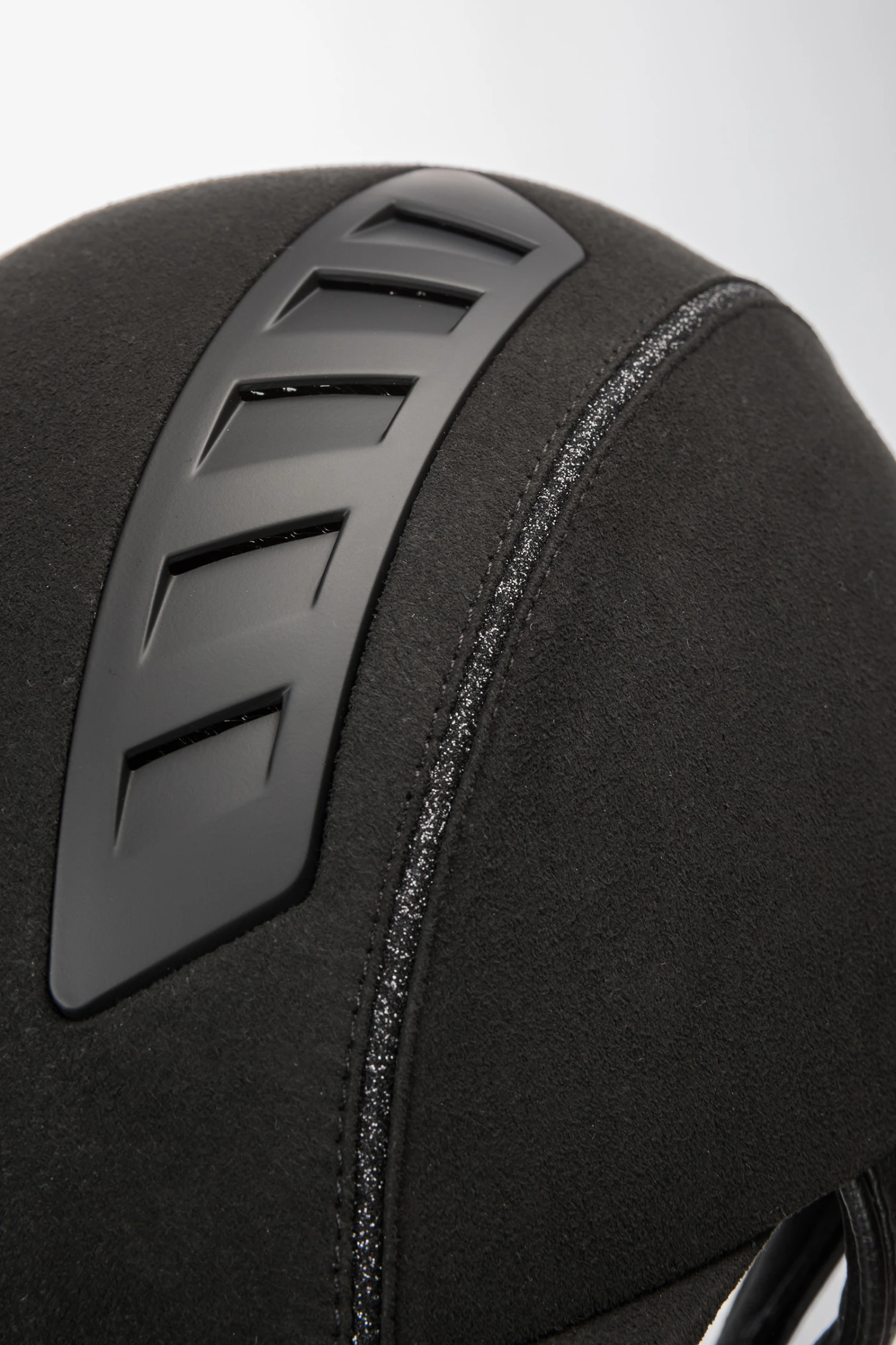 Back On Track EQ3 MIPS Reithelm Mit Microfaser 11 Back On Track EQ3 MIPS Reithelm Mit Microfaser - Image 9