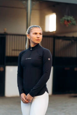 B Vertigo Davina Damen Trainingsshirt Mit Handytasche 23 B Vertigo Davina Damen Trainingsshirt Mit Handytasche -MOUNTAIN HORSE || Ariat || Pikeur Verkäufe 33573 VDB 7