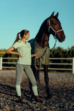 Horze Kia Damen Jersey Poloshirt Mit Rückenprint 29 Horze Kia Damen Jersey Poloshirt Mit Rückenprint -MOUNTAIN HORSE || Ariat || Pikeur Verkäufe 33579 FMGR 8