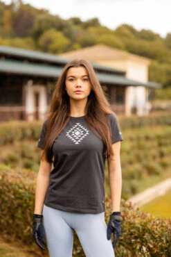 Horze Zion Damenshirt Mit Druck -MOUNTAIN HORSE || Ariat || Pikeur Verkäufe 33672 590 08