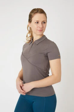 Horze Lyla Damen Funktionspolo 24 Horze Lyla Damen Funktionspolo -MOUNTAIN HORSE || Ariat || Pikeur Verkäufe 33673 753 02