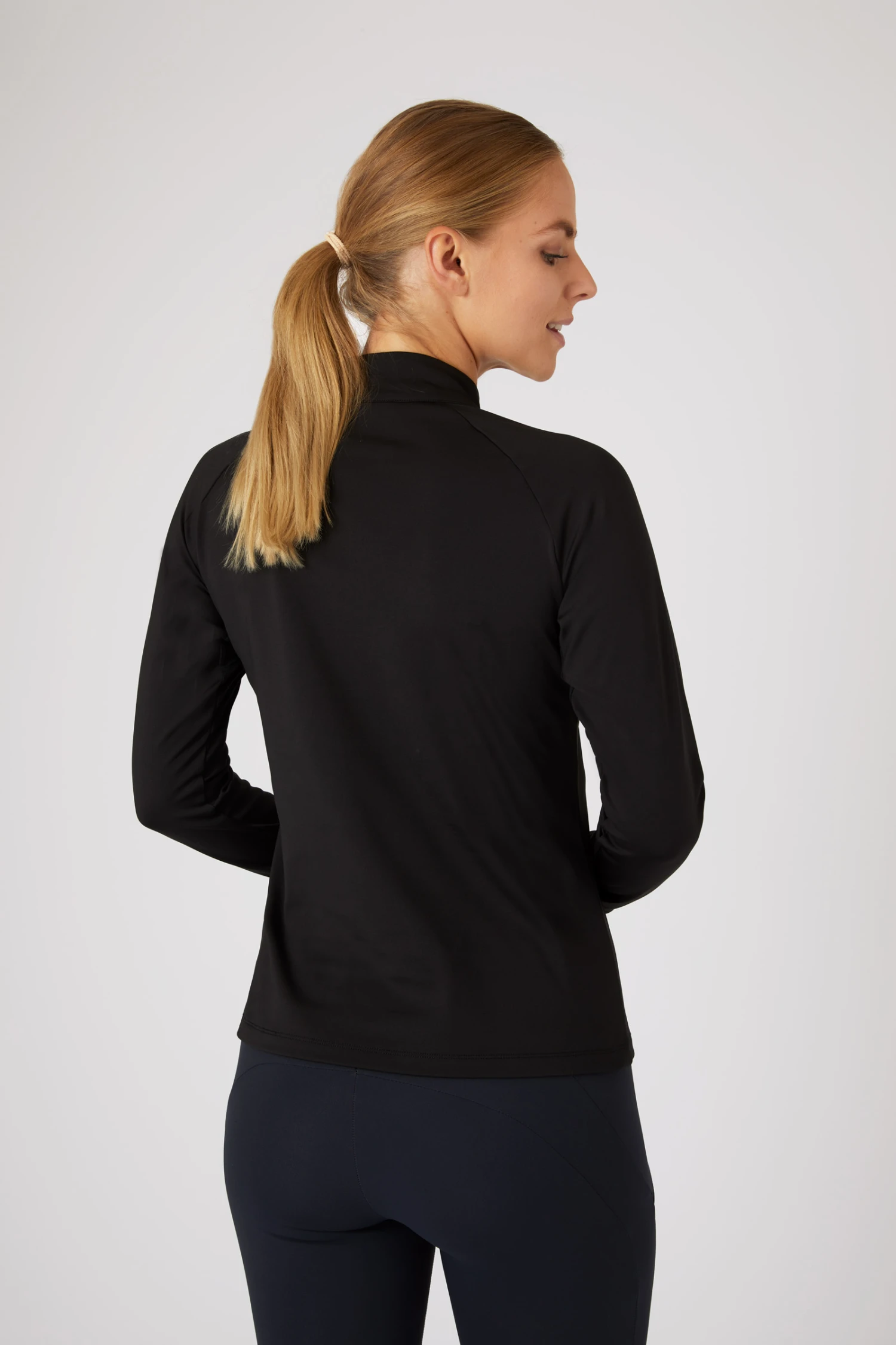 Horze Katya Damen Trainingsshirt Mit Fleecefutter 6 Horze Katya Damen Trainingsshirt Mit Fleecefutter - Image 4